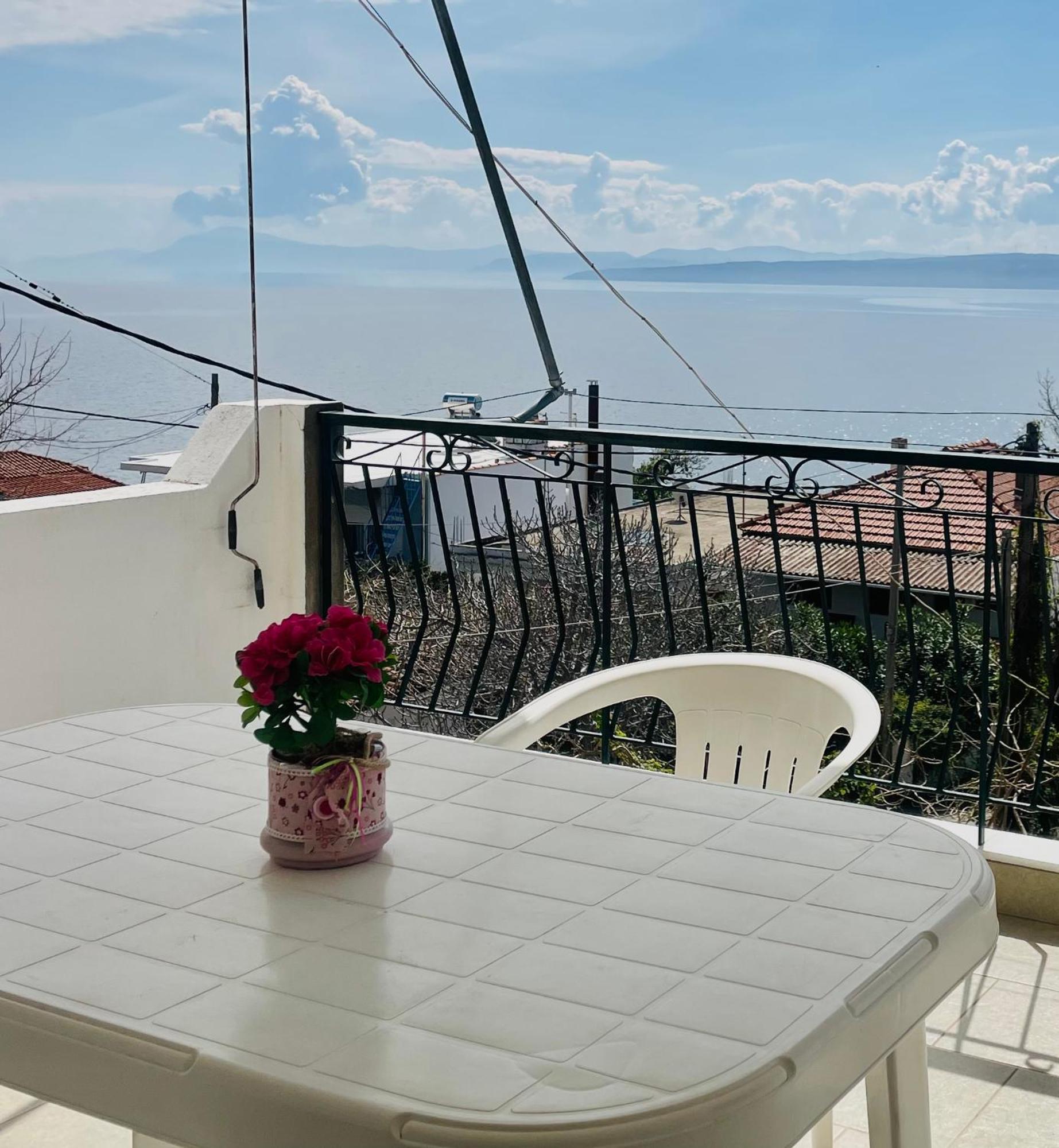 Tasos Manaritsas Rooms Khronia Exterior photo